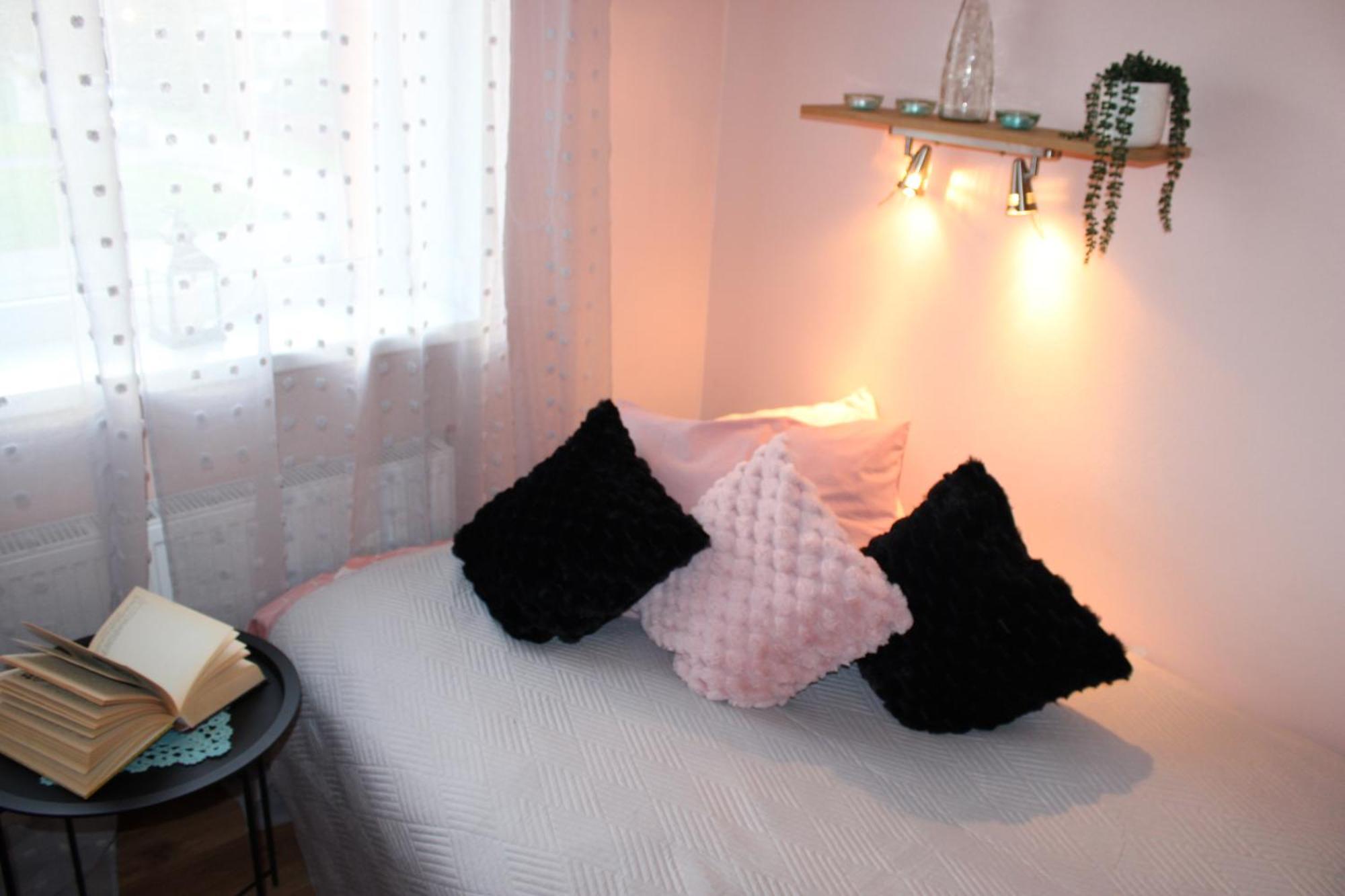 Apartment Simple Small